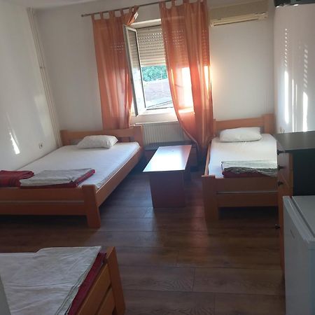 Hotel Duga Novi Sad Eksteriør billede