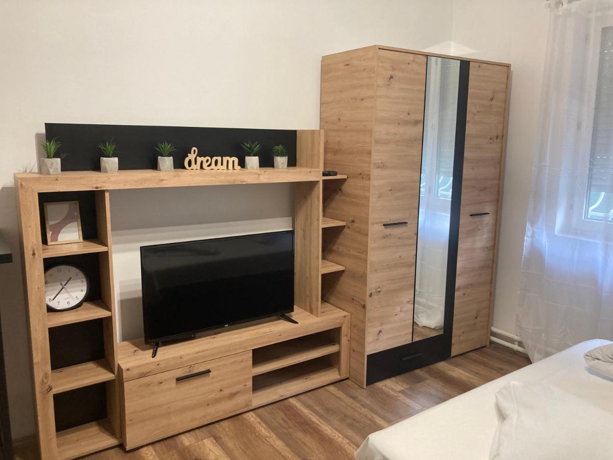 Hotel Duga Novi Sad Eksteriør billede