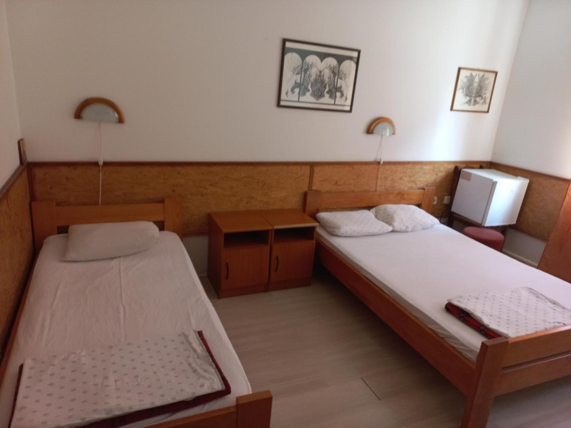 Hotel Duga Novi Sad Eksteriør billede