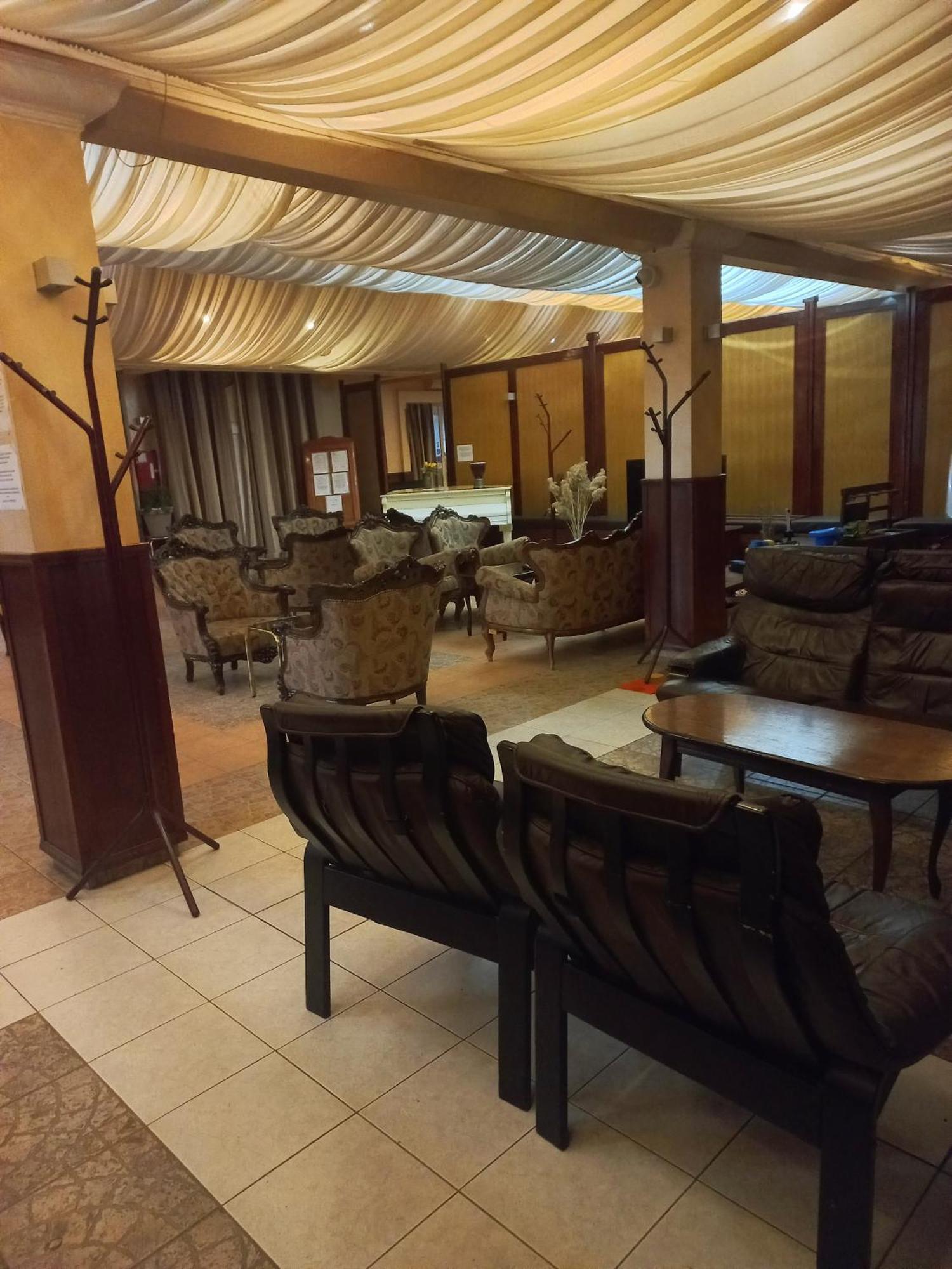 Hotel Duga Novi Sad Eksteriør billede
