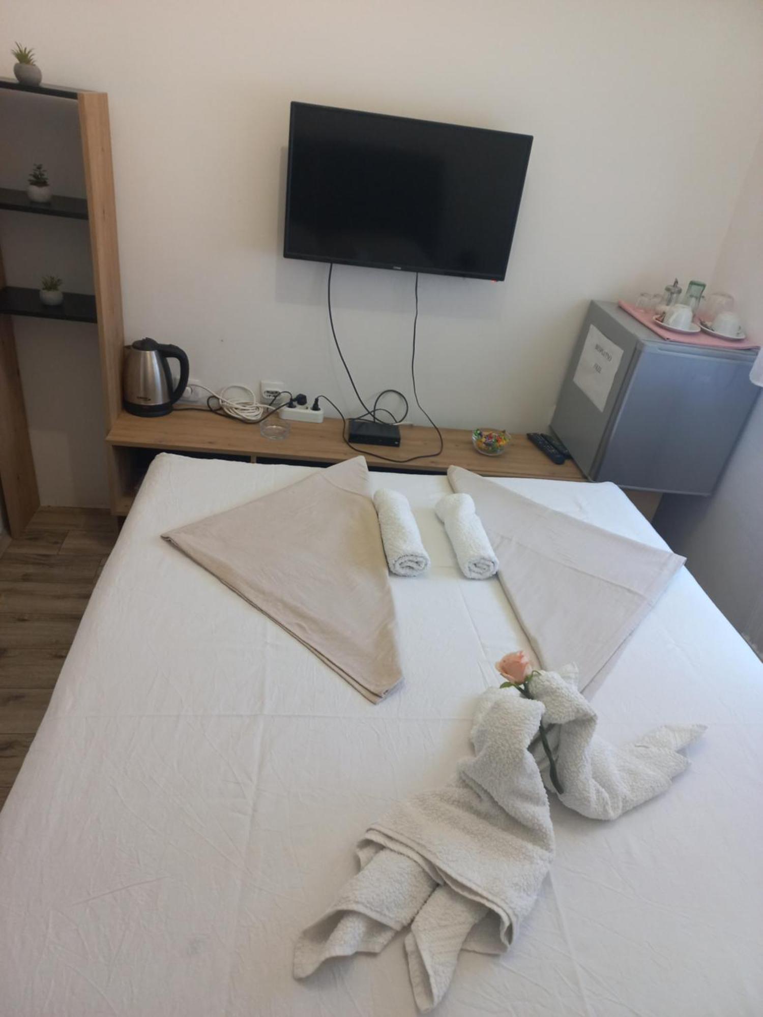 Hotel Duga Novi Sad Eksteriør billede