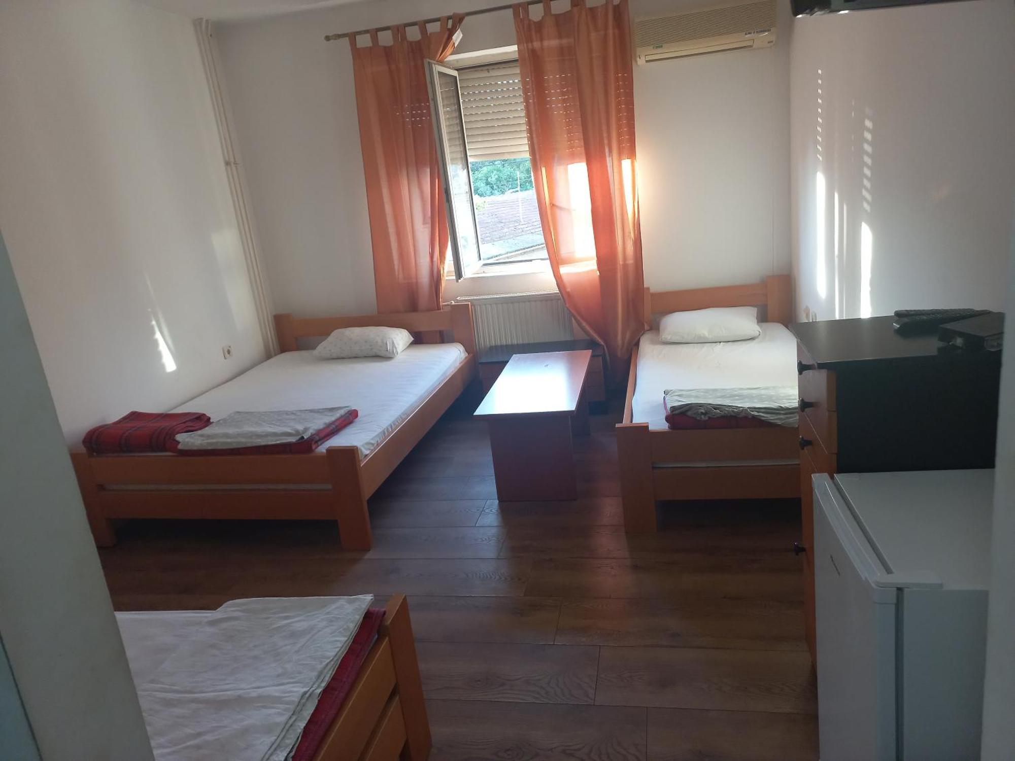 Hotel Duga Novi Sad Eksteriør billede