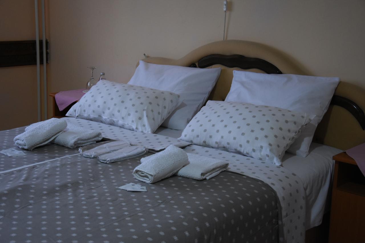 Hotel Duga Novi Sad Eksteriør billede