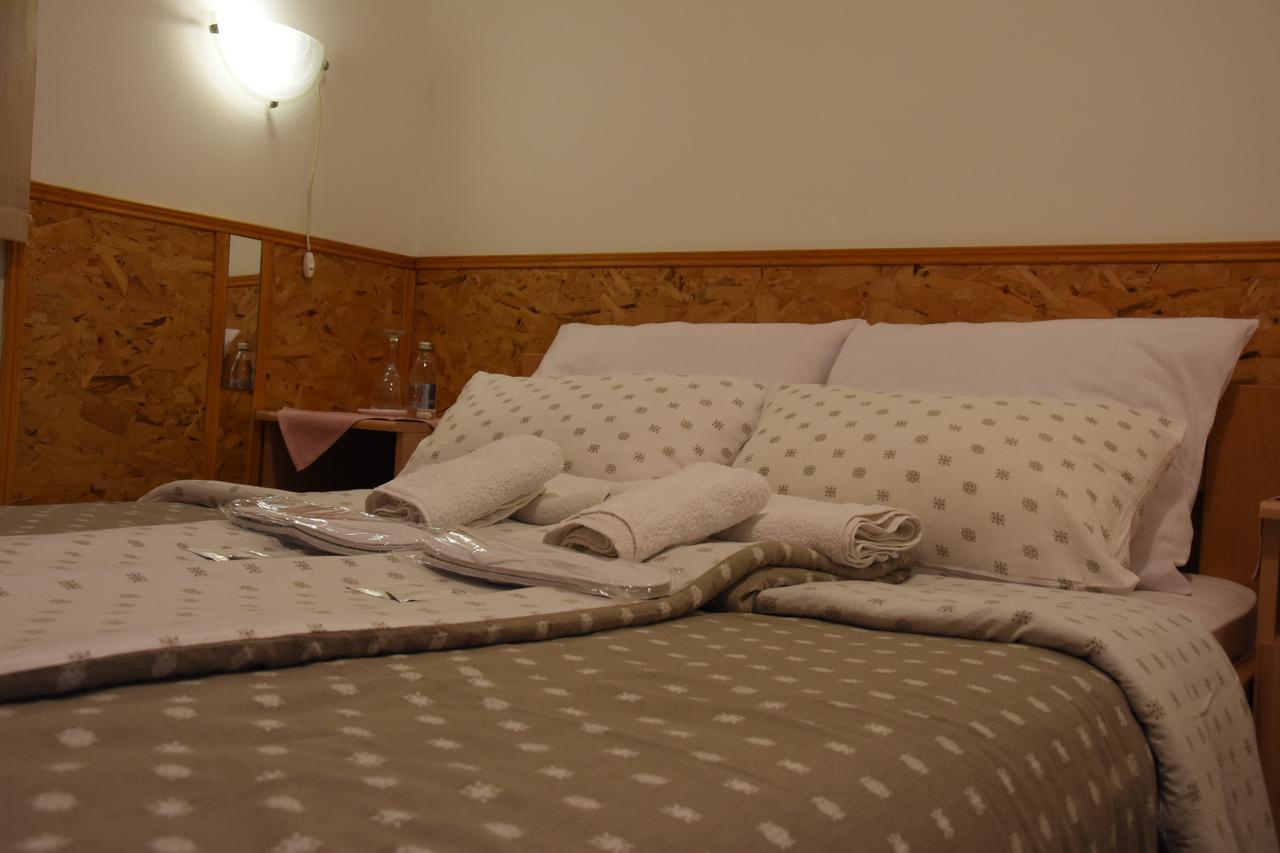 Hotel Duga Novi Sad Eksteriør billede